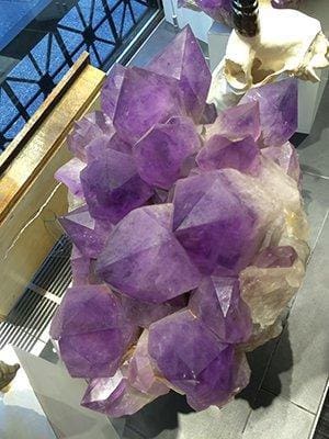 Bolivian giant Amethyst cluster (25K)